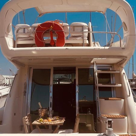Payva & Branco Boats Iate Privado Em Cascais Hotel Екстериор снимка